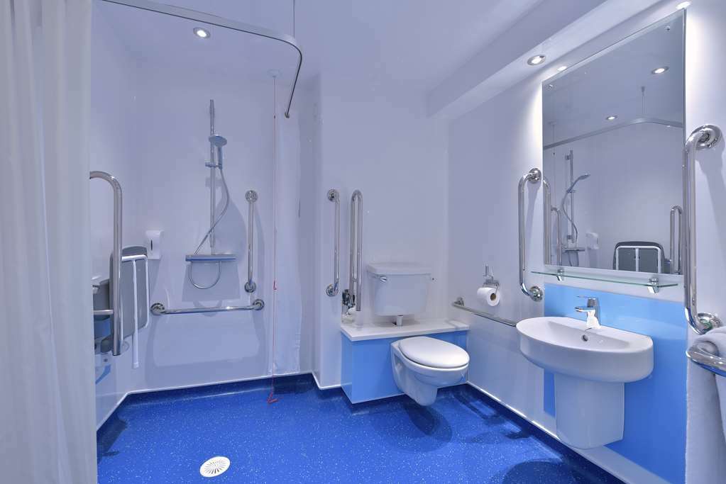 Travelodge Lutterworth Leicester Phòng bức ảnh